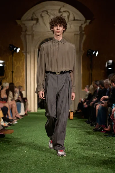 Look 58